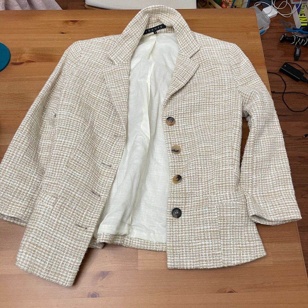 Theory Size 2 Tan and White Blazer